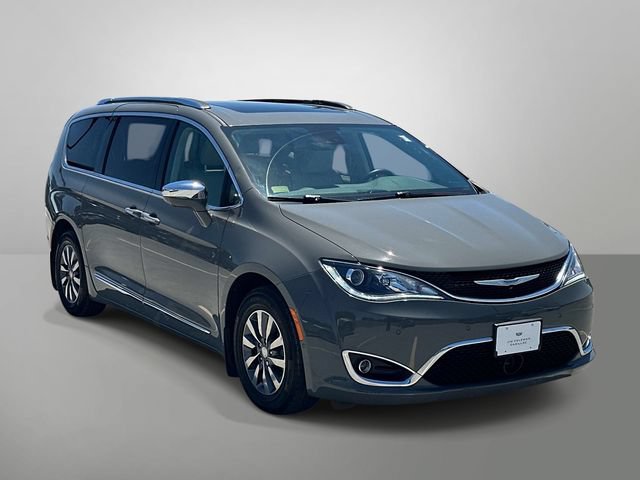 Used 2020 Chrysler Pacifica Limited w/ Advanced Safetytec Group FWD image 24