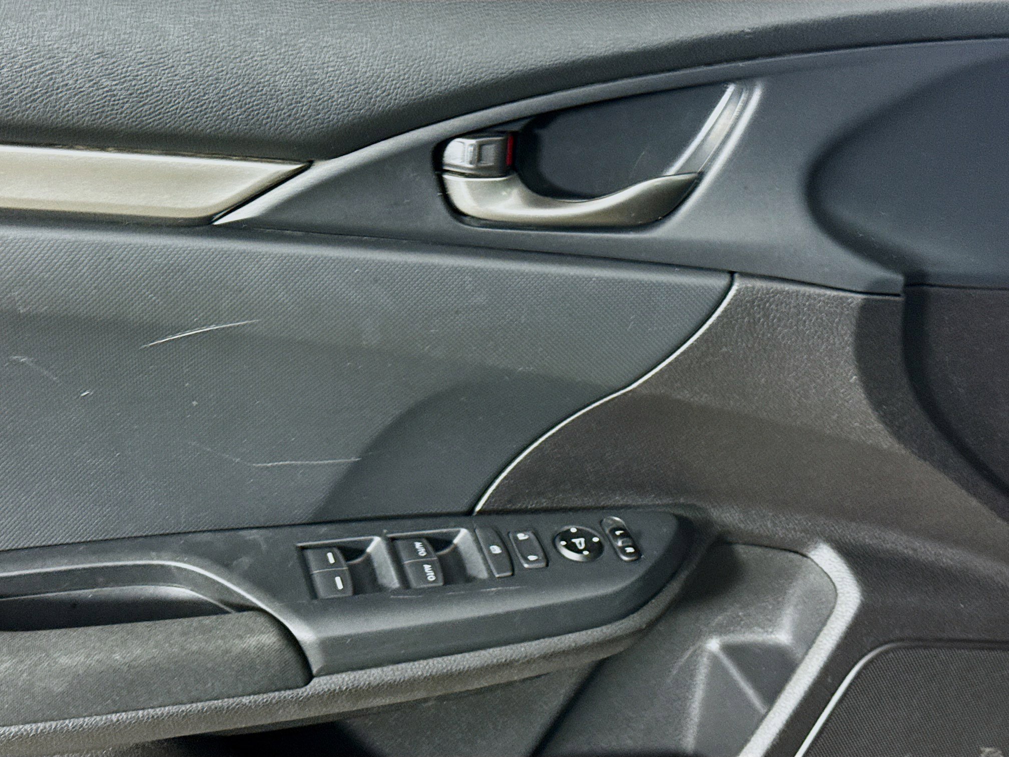 Used 2017 Honda Civic Sport image 23