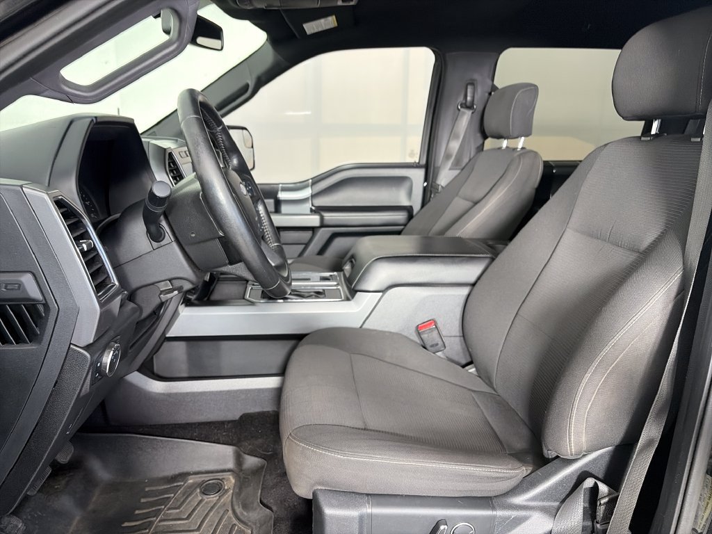 Used 2017 Ford F150 XLT w/ Equipment Group 302A Luxury AWD/4WD image 10