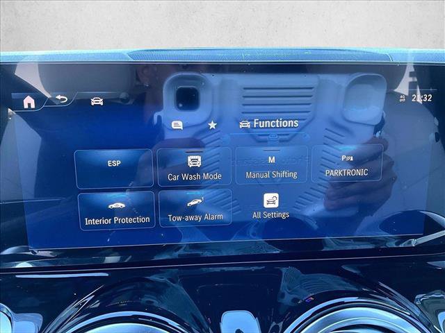 New 2026 Mercedes-Benz GLB 250 image 24