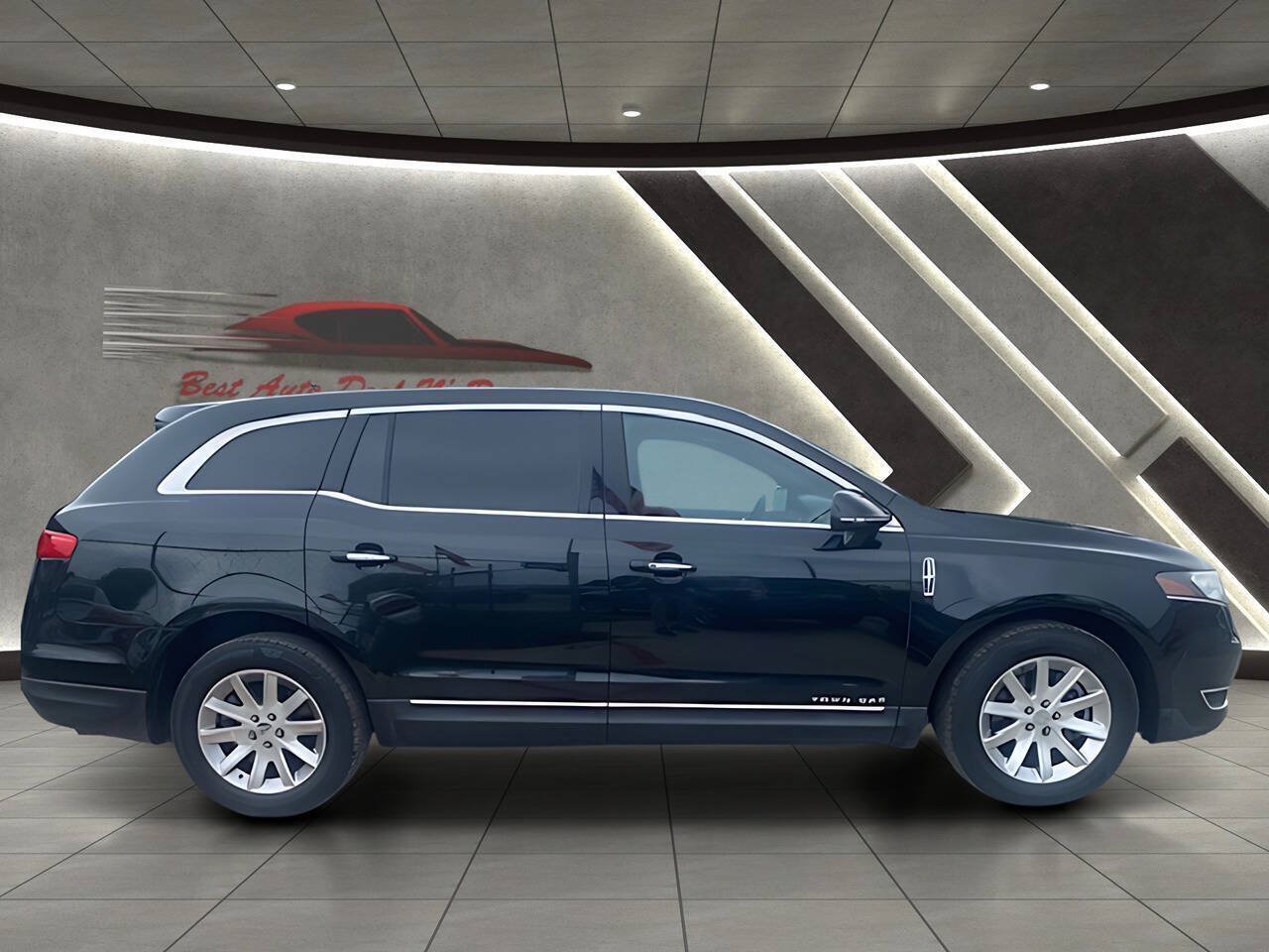 Used 2015 Lincoln MKT AWD image 13