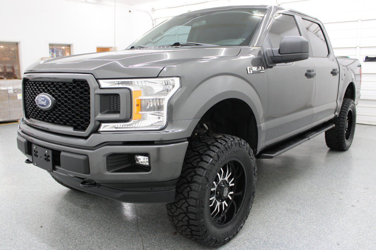 Used 2019 Ford F150 XL w/ Equipment Group 101A Mid AWD/4WD image 3
