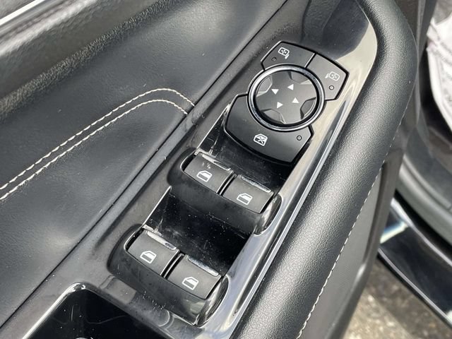 Certified 2017 Ford Edge Titanium w/ Technology Package FWD image 16