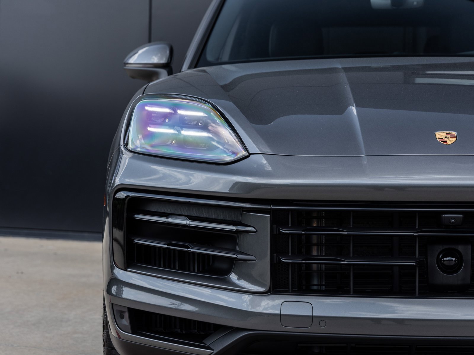 Certified 2025 Porsche Cayenne Coupe image 20