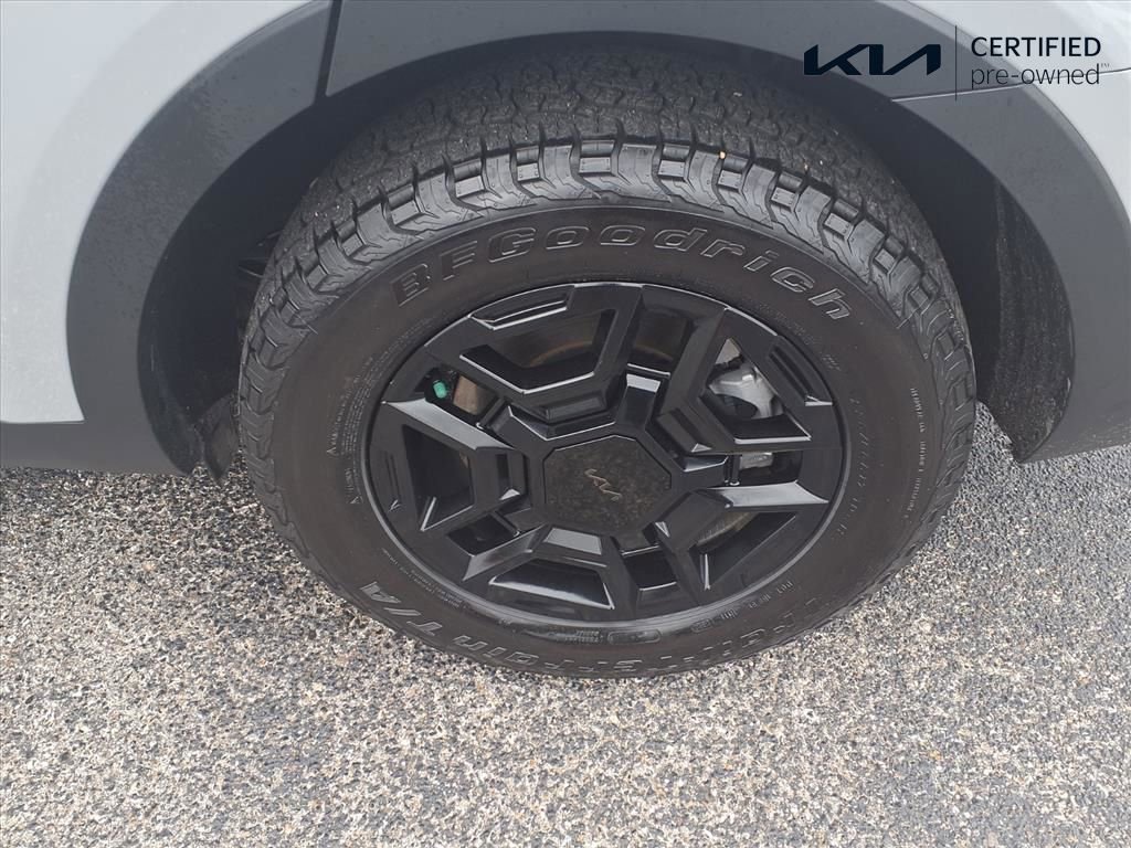 Certified 2025 Kia Sorento SX Prestige w/ Olive Brown Leather Package image 20