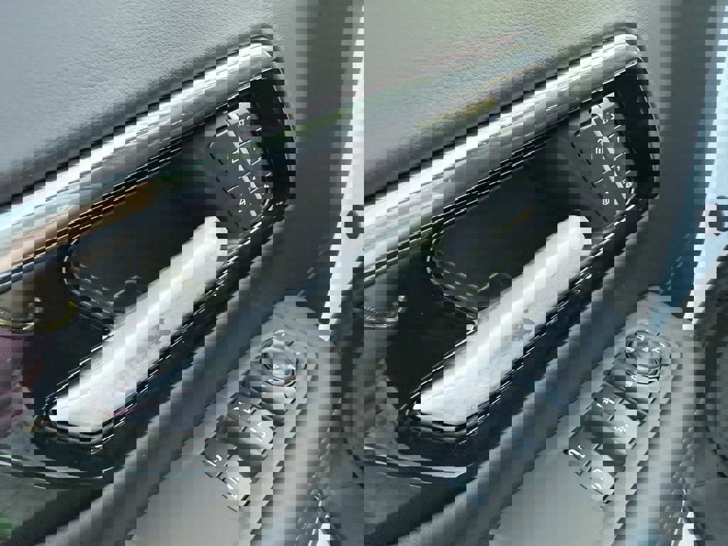 New 2026 Chevrolet Suburban LT w/ LPO, Dark Essentials Package image 7