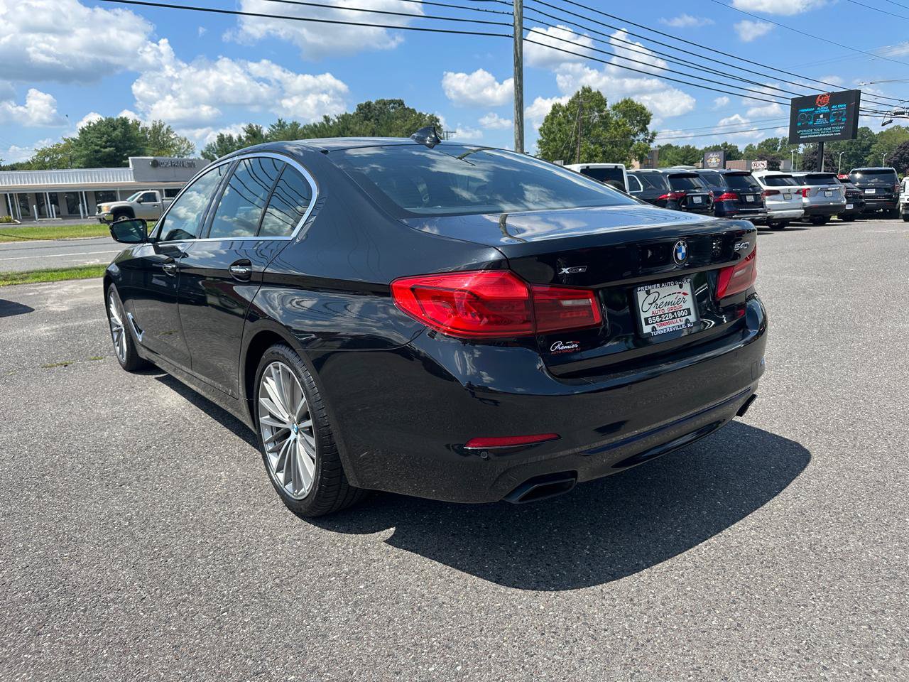 Used 2018 BMW 540i xDrive AWD/4WD image 7