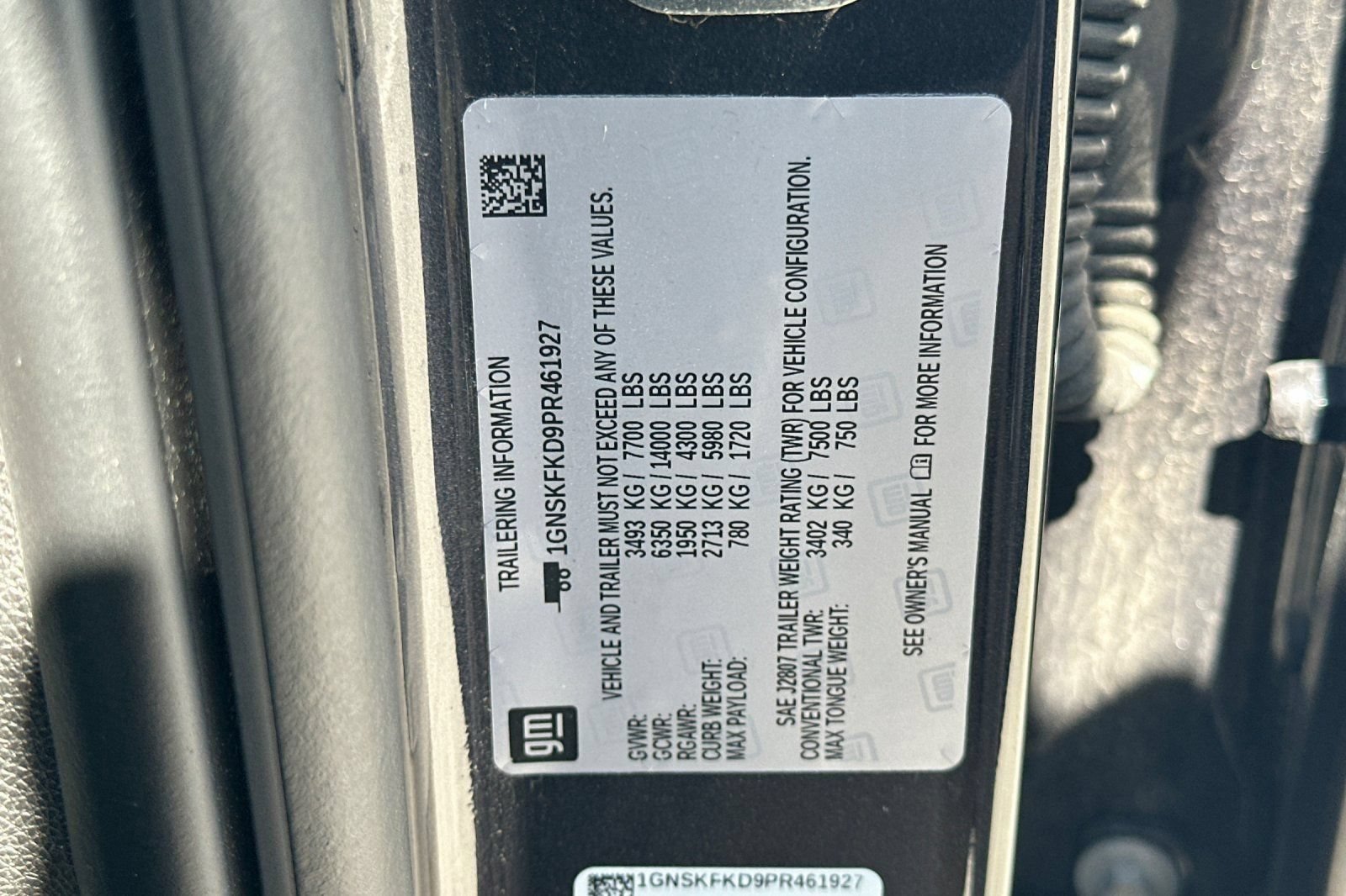 Used 2023 Chevrolet Suburban Premier AWD/4WD image 31