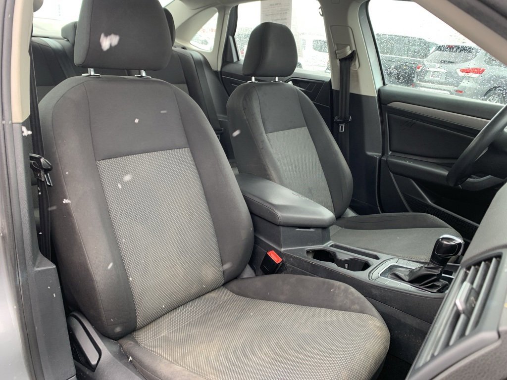 Used 2020 Volkswagen Jetta S image 14