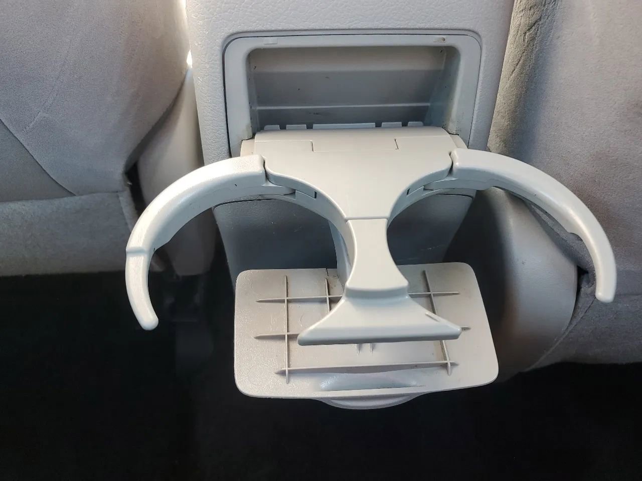 Used 2010 Toyota Corolla LE image 21