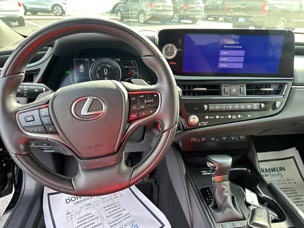 Used 2024 Lexus ES 300h w/ Accessory Package (Z2) FWD image 15