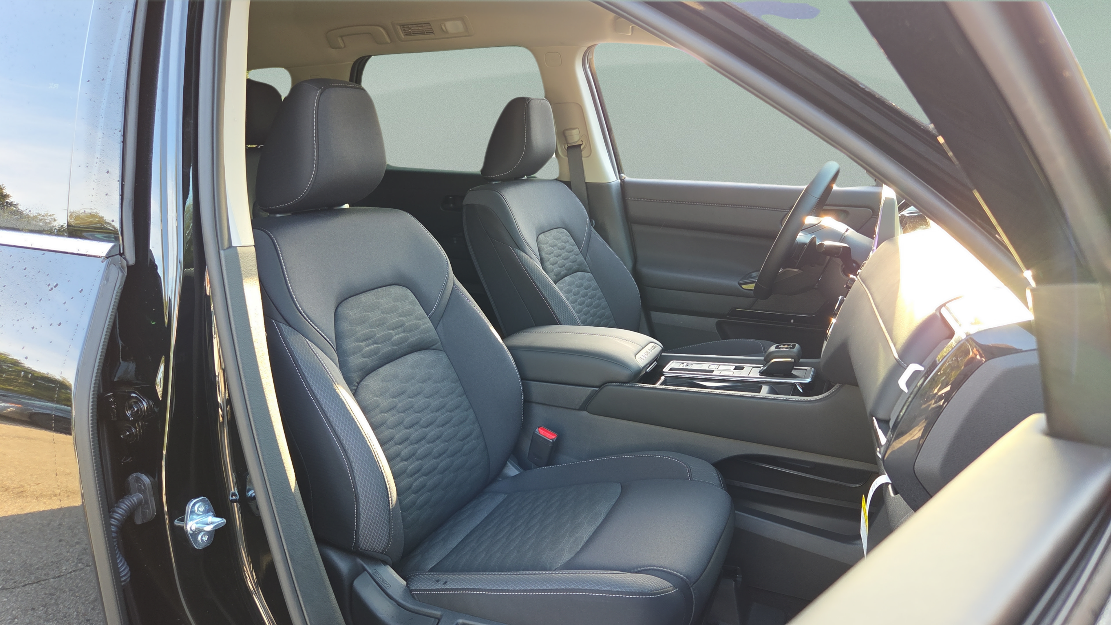 New 2026 Nissan Pathfinder SV FWD image 15