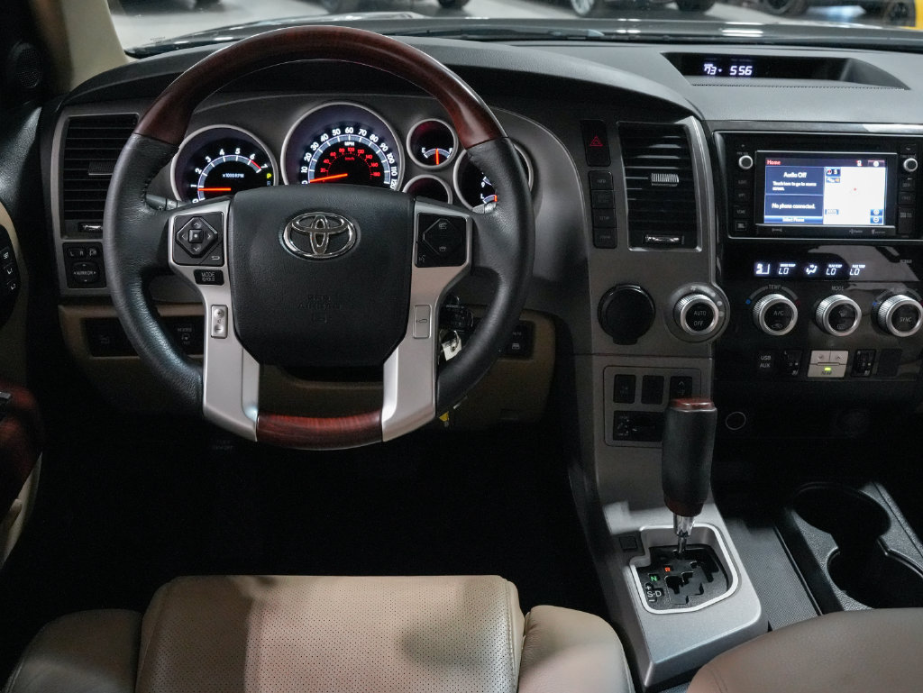 Used 2017 Toyota Sequoia Platinum RWD image 20