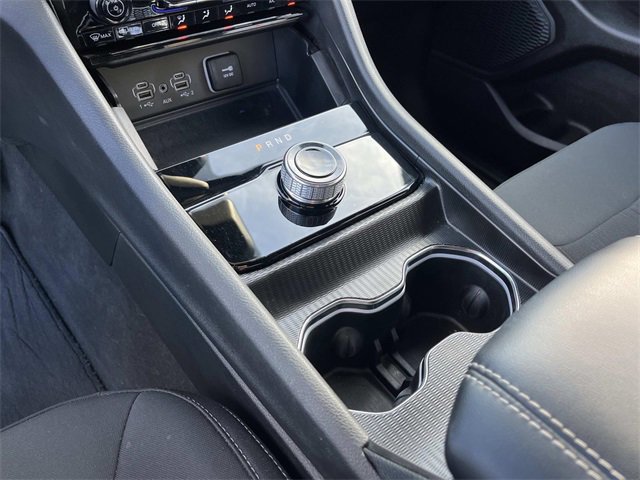 Used 2024 Jeep Grand Cherokee L Laredo w/ Luxury Tech Group I image 33