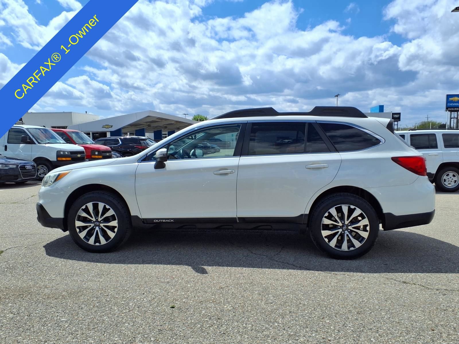 Used 2015 Subaru Outback 2.5i Limited AWD/4WD image 9