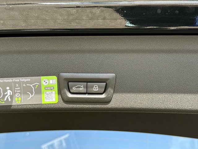 New 2026 BMW X6 xDrive40i w/ Premium Package image 12