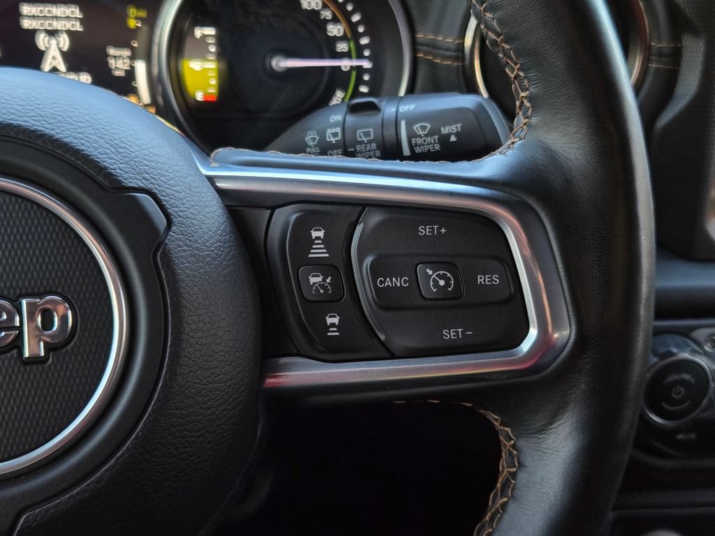 Used 2021 Jeep Wrangler Unlimited Sahara AWD/4WD image 24