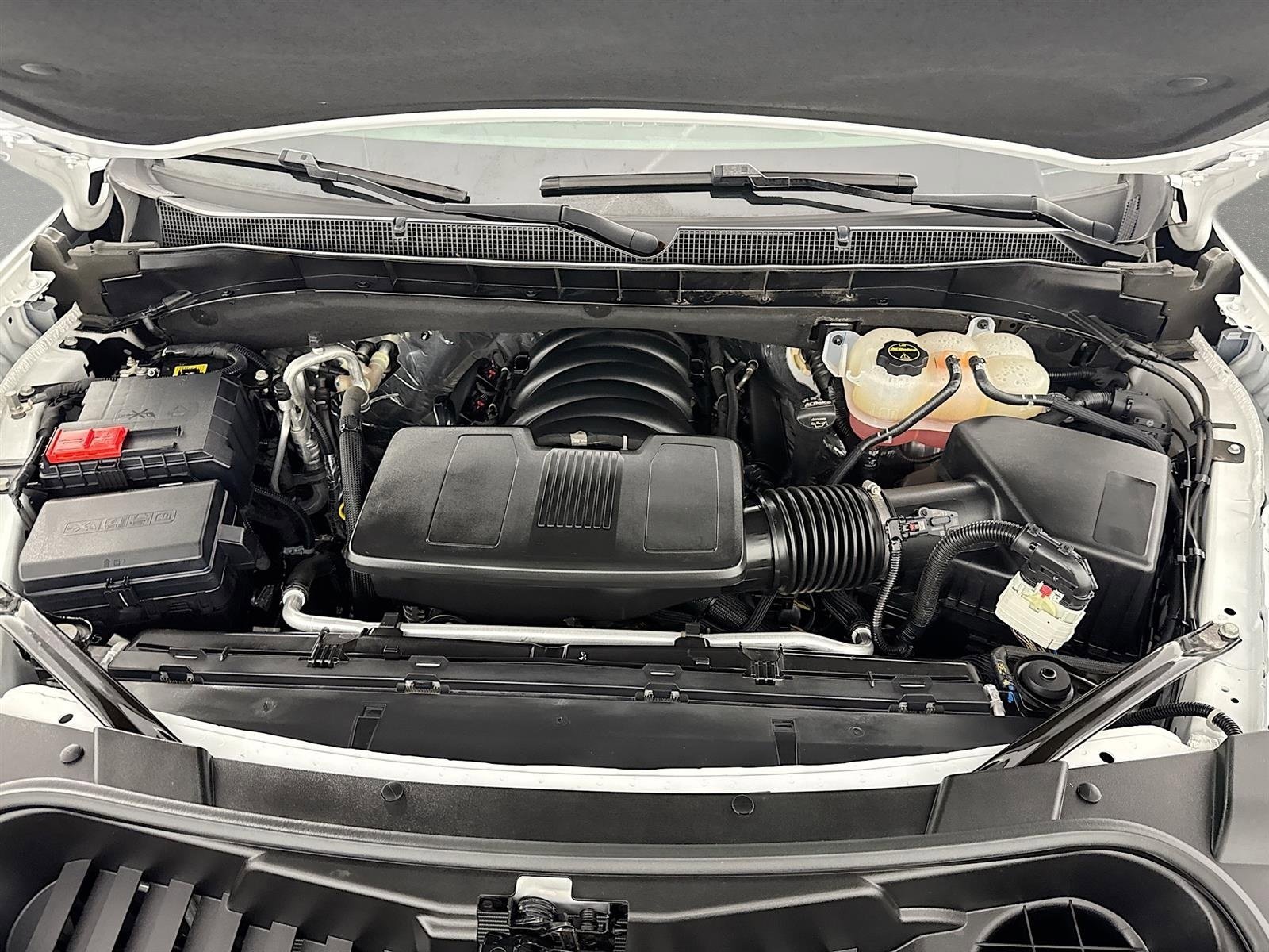 Used 2025 Chevrolet Tahoe High Country image 33