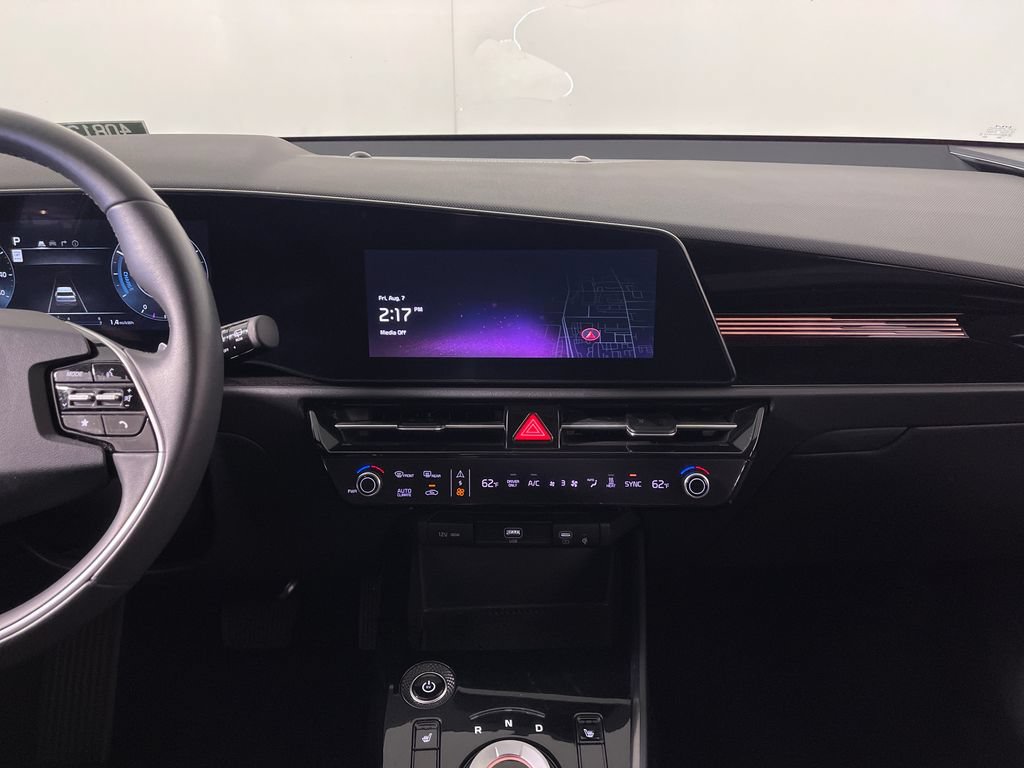 Used 2023 Kia Niro Wind FWD image 16
