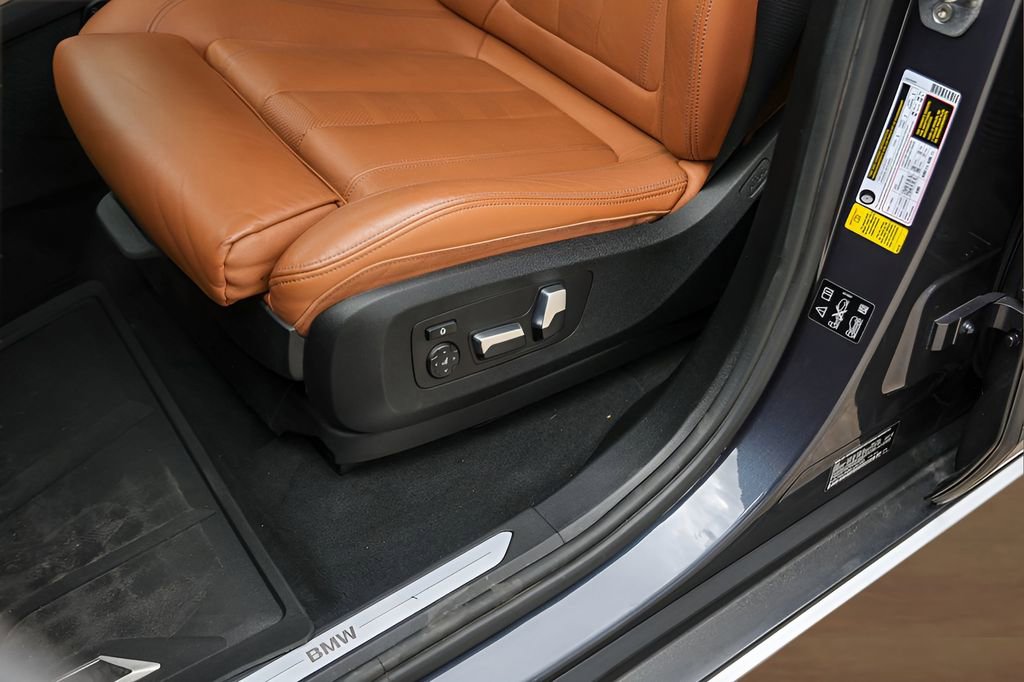 Used 2019 BMW X5 xDrive40i w/ Convenience Package image 8