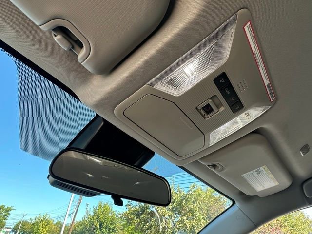 Used 2024 Toyota RAV4 LE image 28