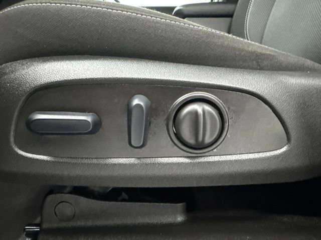Used 2024 Chevrolet Blazer LT FWD image 10