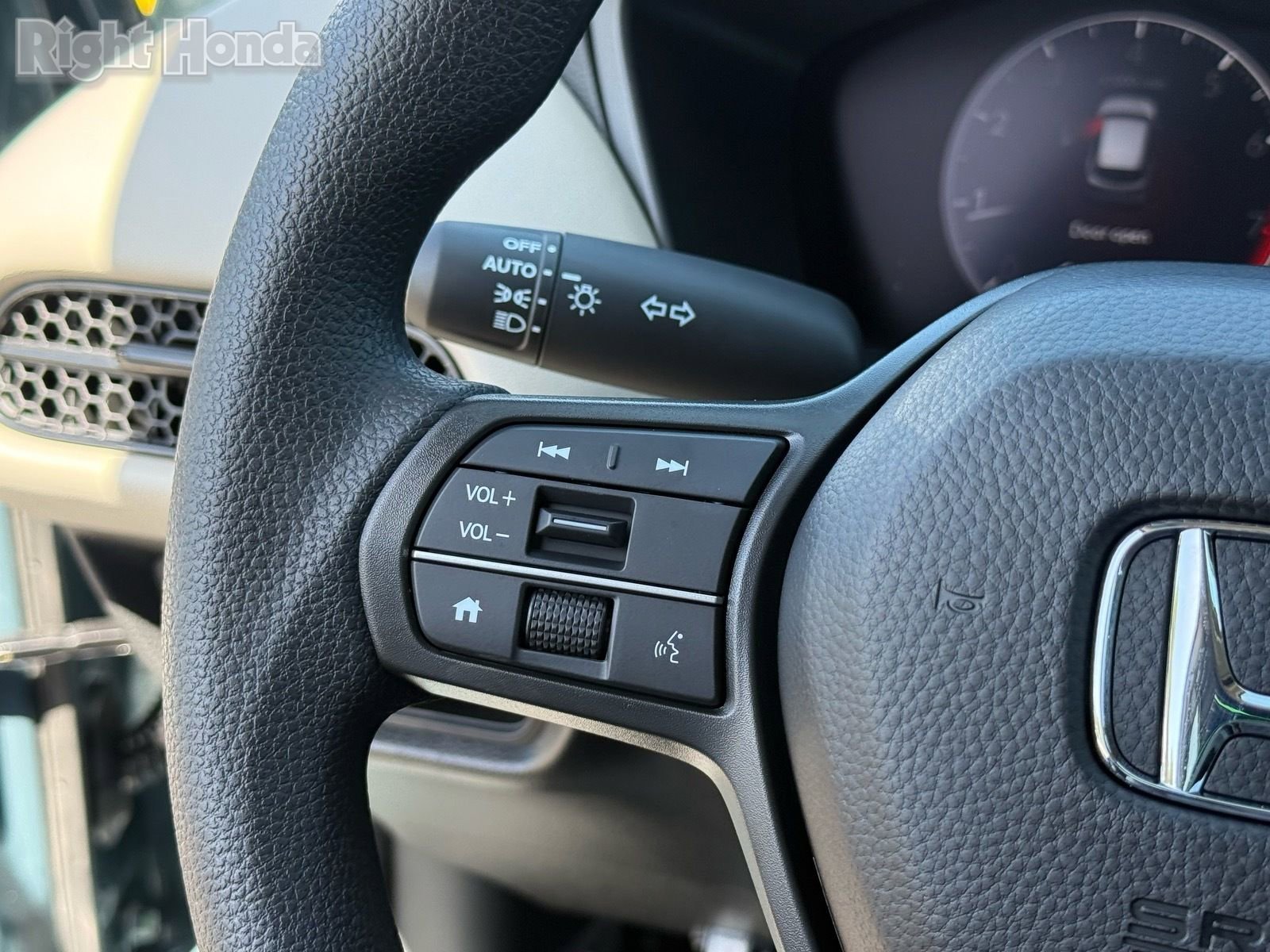 Used 2026 Honda HR-V LX image 16