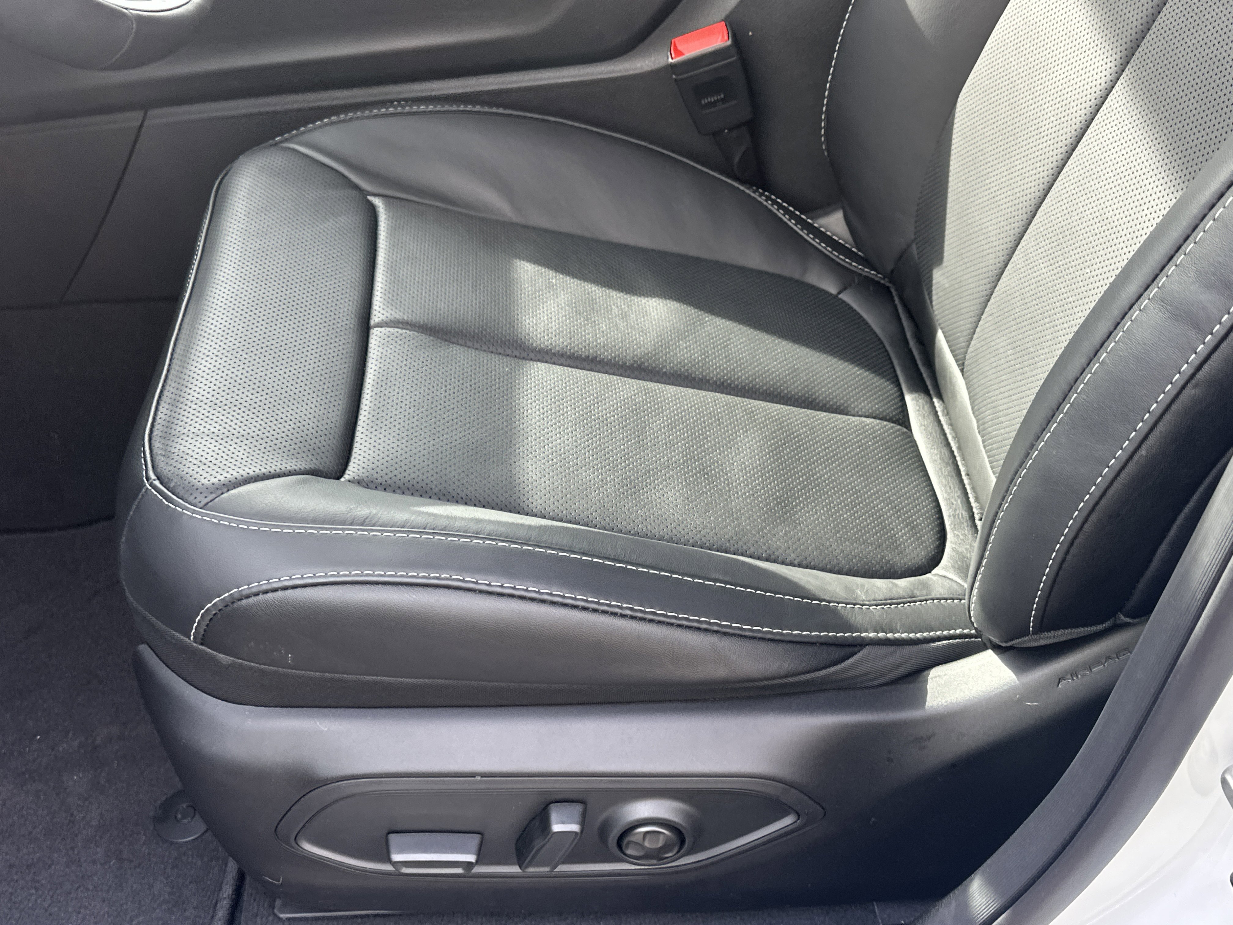 New 2026 Jeep Grand Cherokee L Limited image 28