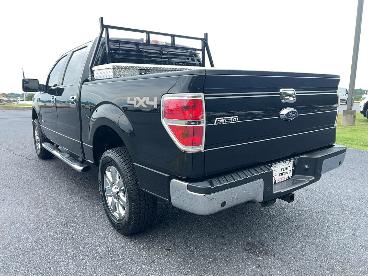 Used 2014 Ford F150 XLT w/ Equipment Group 302A Luxury AWD/4WD image 7