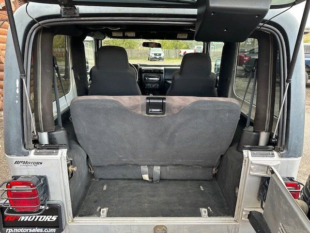 Used 2003 Jeep Wrangler X AWD/4WD image 17