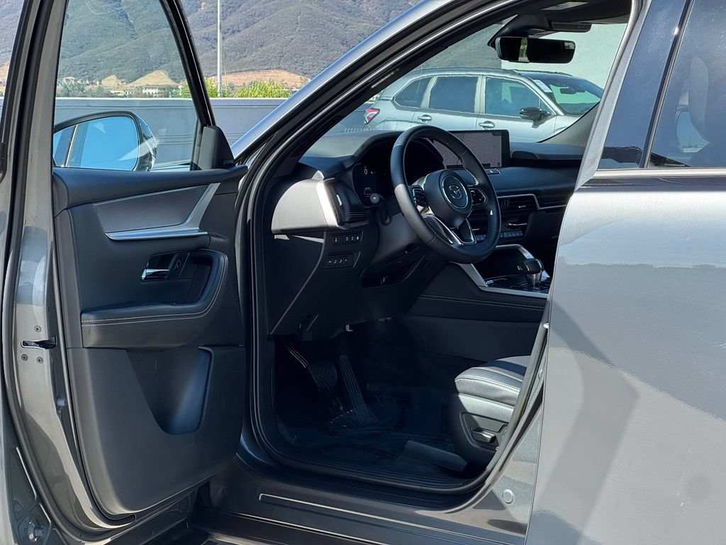 Used 2025 MAZDA CX-90 Plug-In Hybrid w/ Premium Plus AWD/4WD image 9