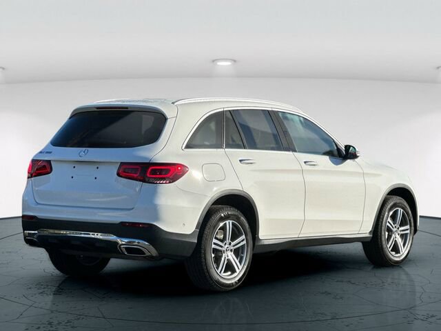 Used 2022 Mercedes-Benz GLC 300 w/ Multimedia Package Lite image 6