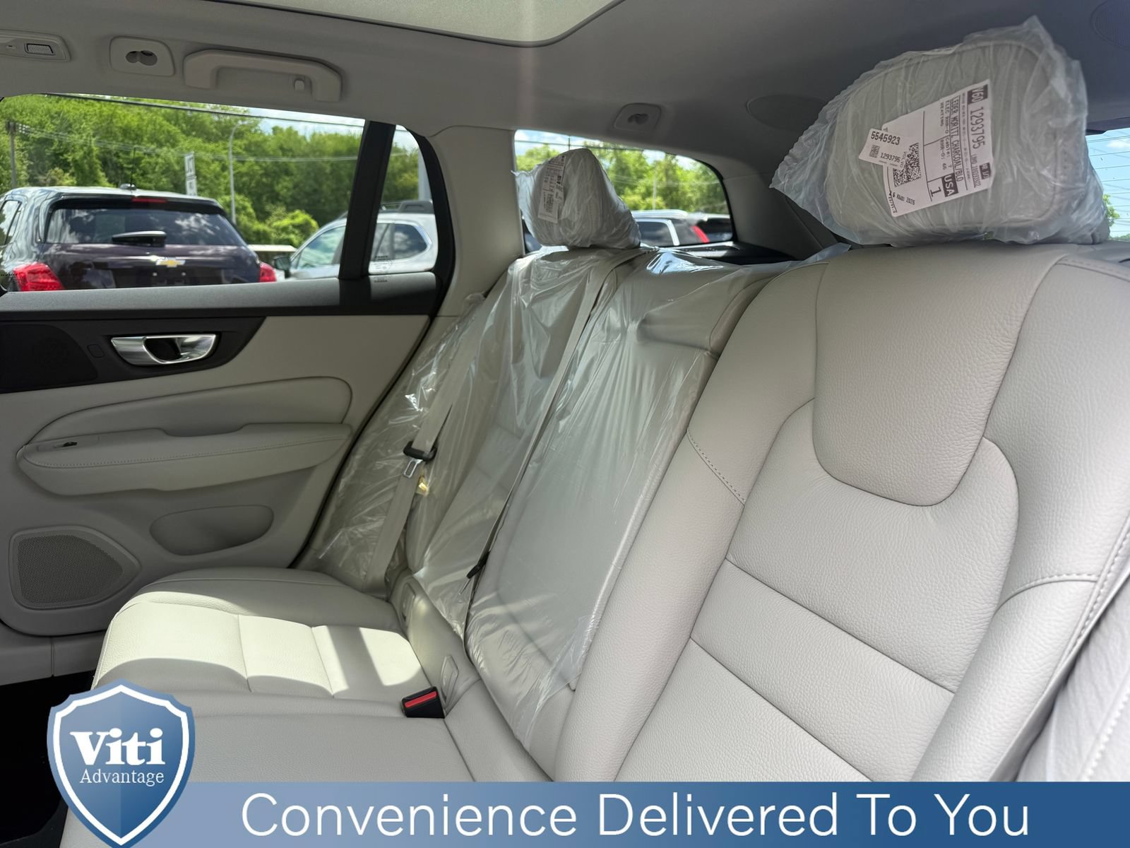 New 2026 Volvo V60 B5 Cross Country Plus w/ Protection Package Premier AWD/4WD image 11