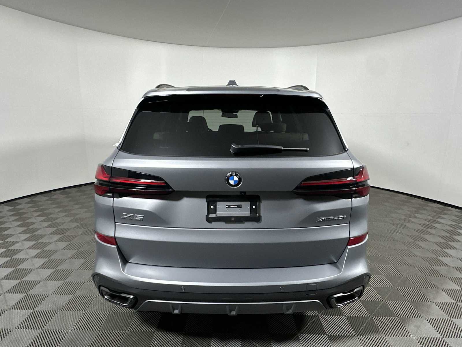 New 2026 BMW X5 xDrive40i image 2