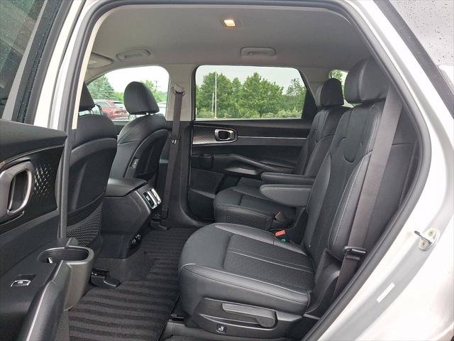 Used 2023 Kia Sorento EX AWD/4WD image 10