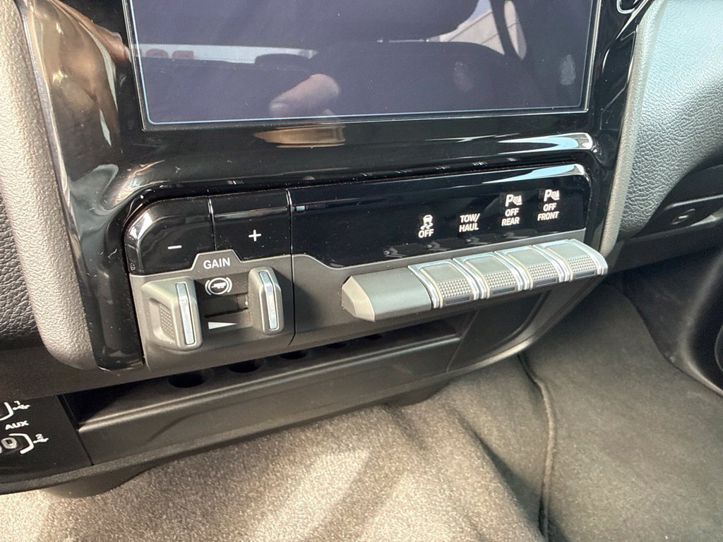 Certified 2026 RAM 2500 Big Horn AWD/4WD image 24