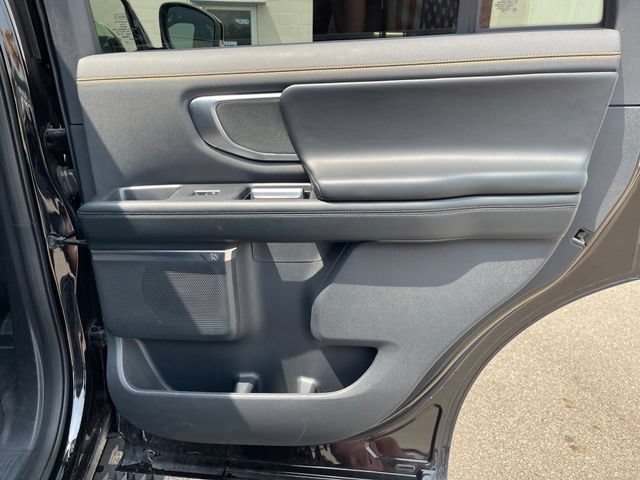 Used 2025 Ford Expedition Tremor AWD/4WD image 43