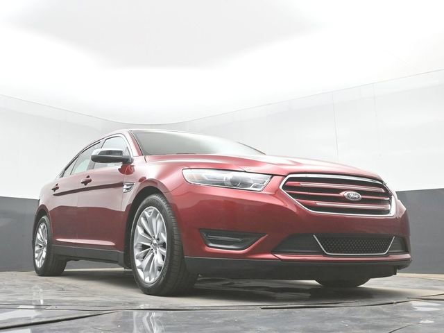 Used 2013 Ford Taurus Limited FWD image 37