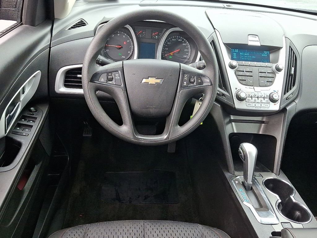 Used 2013 Chevrolet Equinox LS AWD/4WD image 2