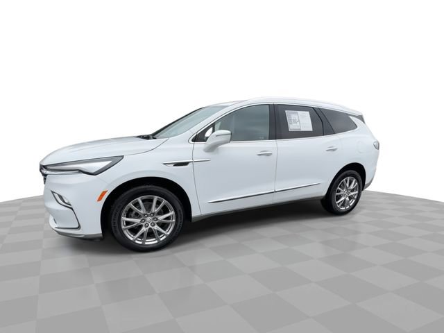 Certified 2024 Buick Enclave Essence w/ Experience Buick Package AWD/4WD image 4