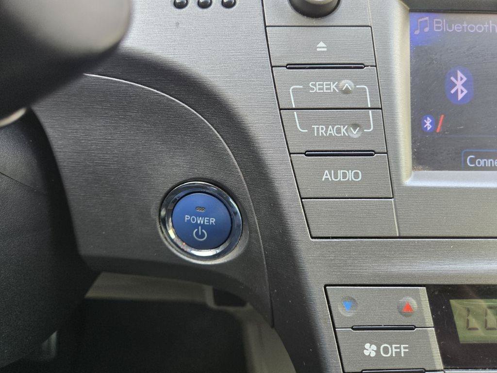 Used 2015 Toyota Prius Two FWD image 21