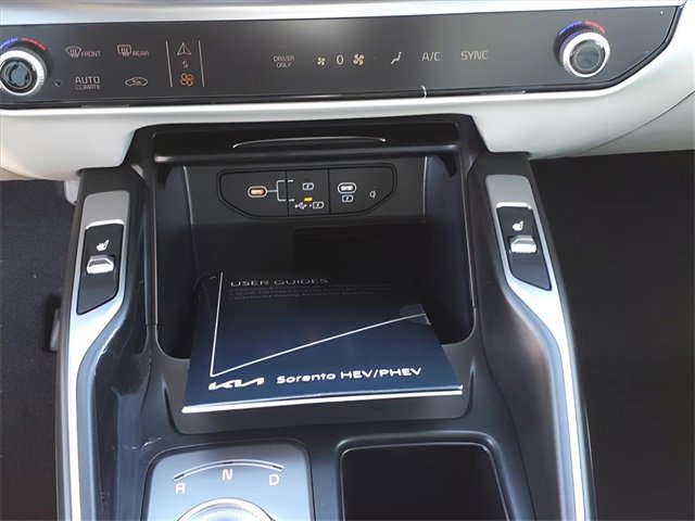 New 2025 Kia Sorento EX w/ EX Panoramic Sunroof Package image 10