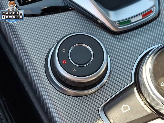 Used 2025 Alfa Romeo Giulia AWD image 26