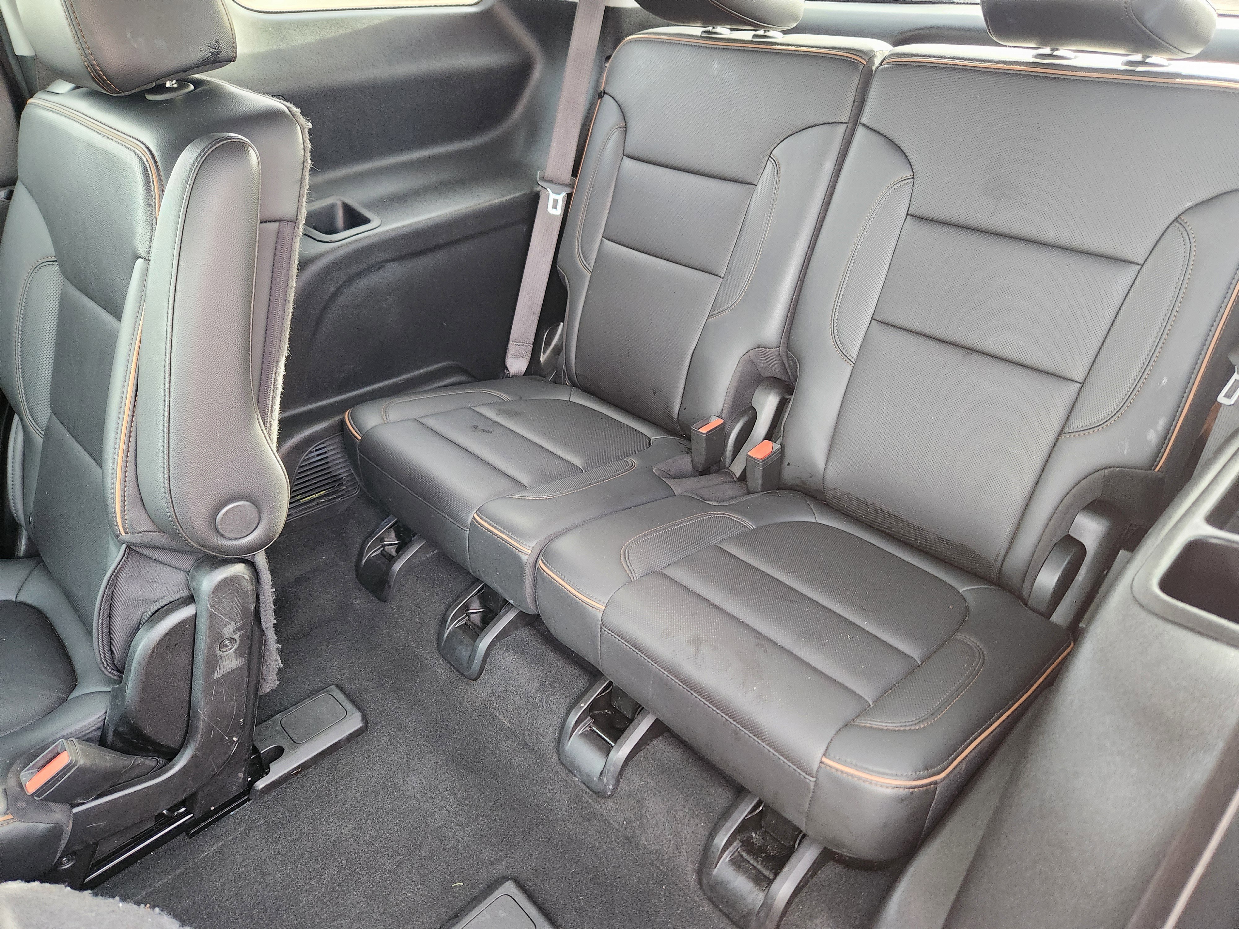 Used 2022 GMC Acadia AT4 w/ Technology Package image 20