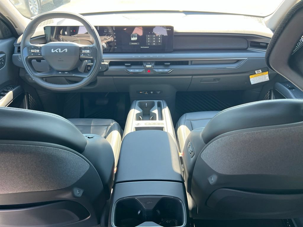 Certified 2026 Kia EV9 Wind AWD/4WD image 10
