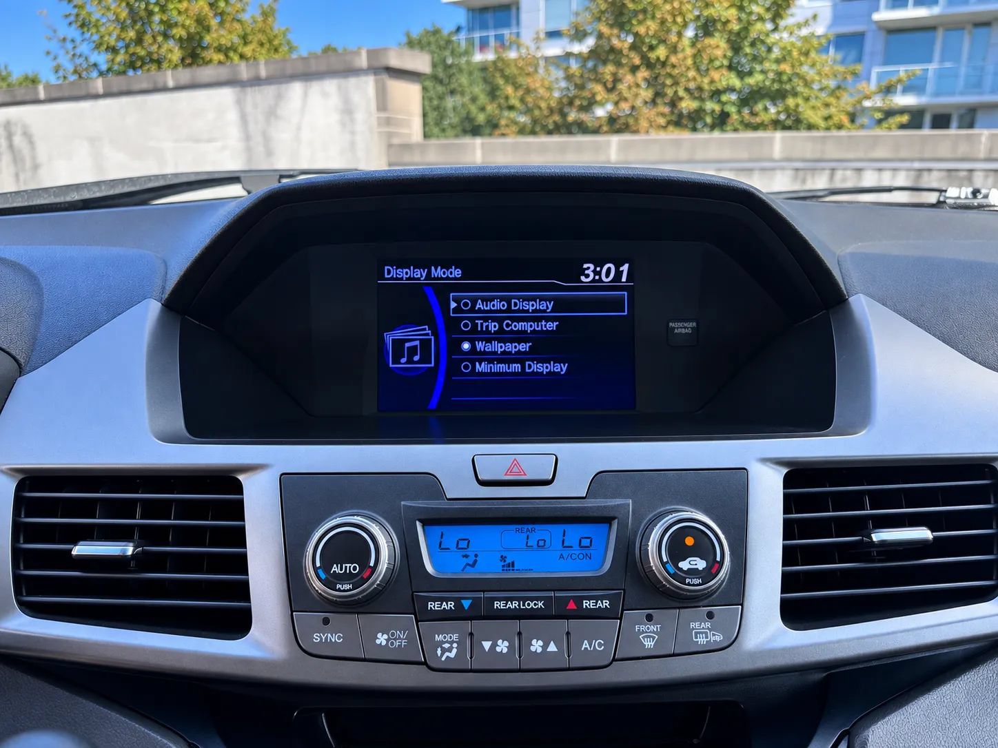 Used 2012 Honda Odyssey EX image 17