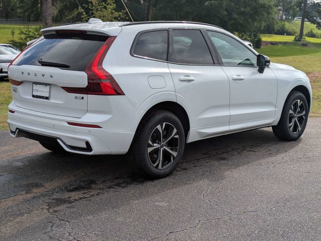 New 2026 Volvo XC60 B5 Core AWD/4WD image 6