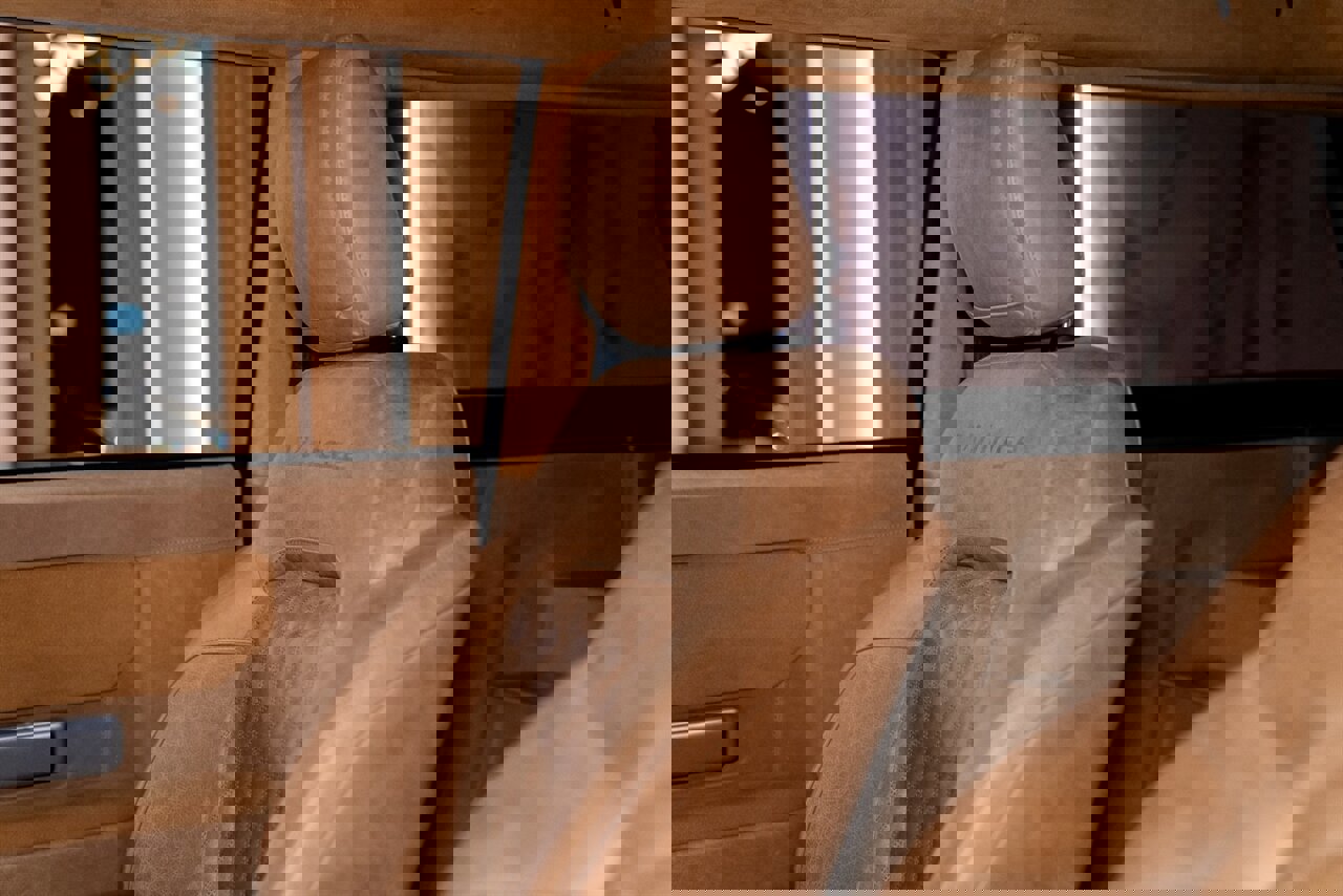 Used 2024 Ford Bronco Black Diamond image 7