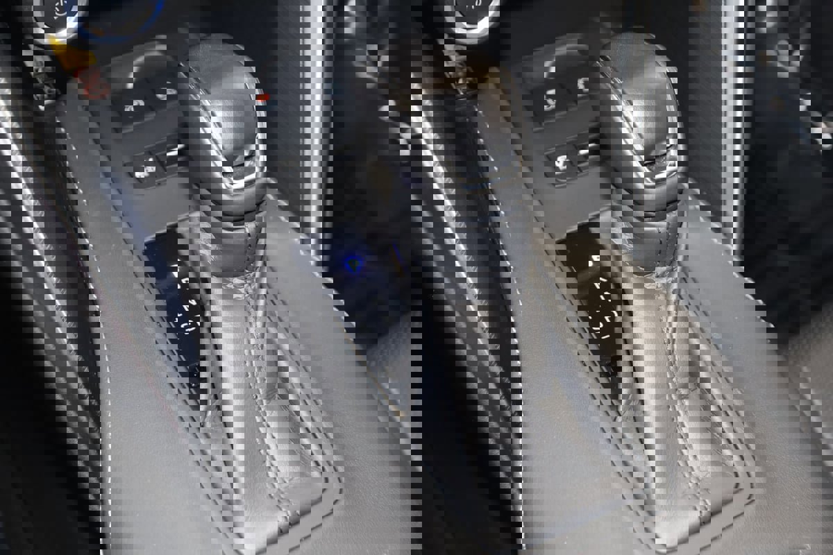 Used 2023 Toyota Venza Limited image 7