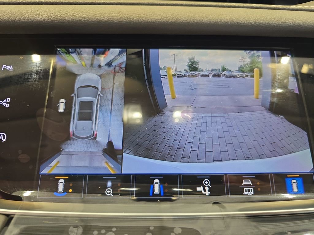 Used 2026 Cadillac XT5 Premium Luxury w/ Driver Assist Package FWD image 26